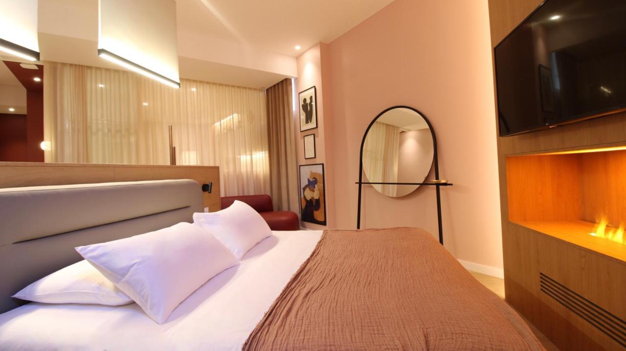 Mihotel Sala Lyon Extérieur photo